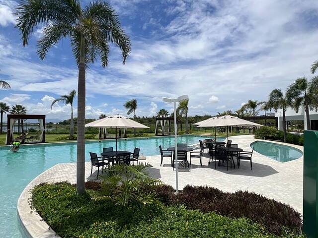 #79 - Lote em Loteamento Fechado para Venda em Eusébio - CE