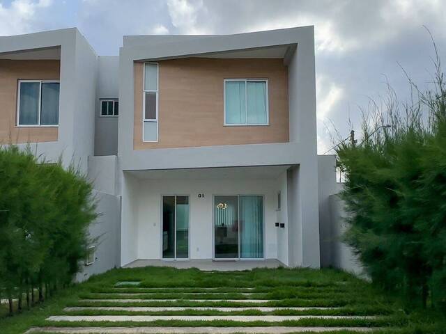 #81 - Casa em condomínio para Venda em Eusébio - CE