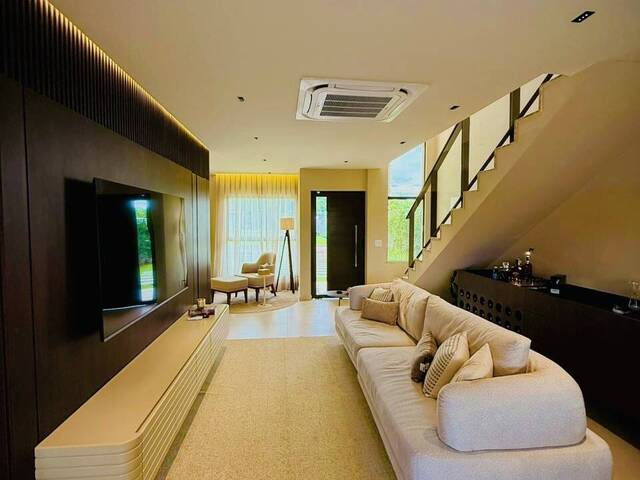 #112 - Casa para Venda em Eusébio - CE