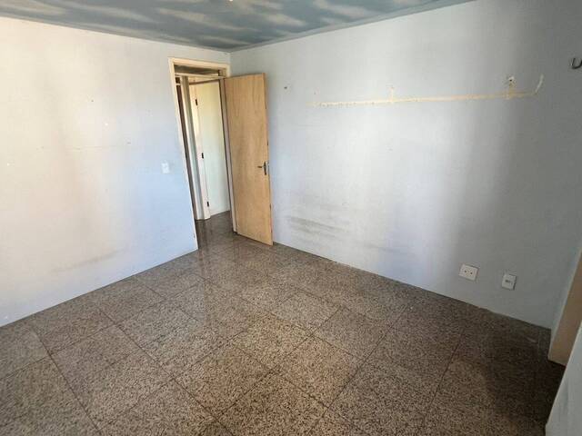Apartamento para Venda em Fortaleza - 2