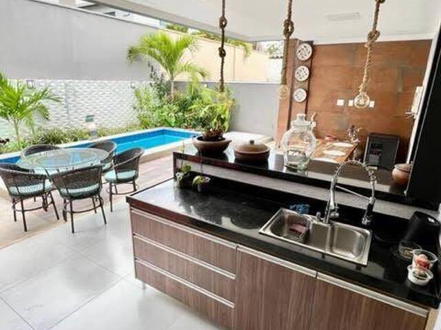 #400 - Casa em condomínio para Venda em Eusébio - CE