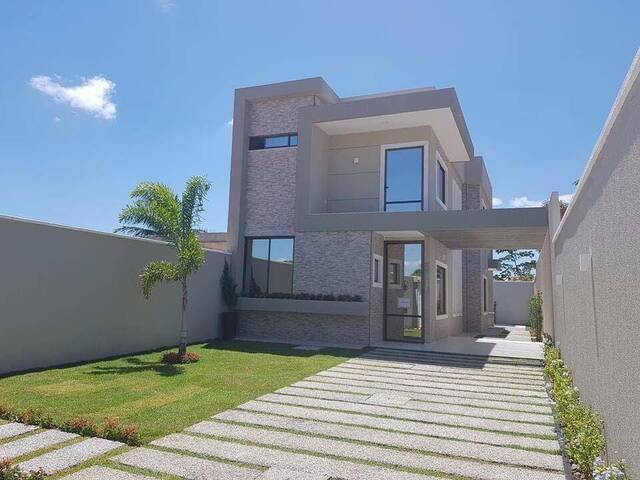 #120 - Casas em rua privativa para Venda em Eusébio - CE