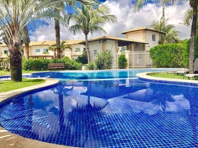 #137 - Casa em condomínio para Venda em Eusébio - CE